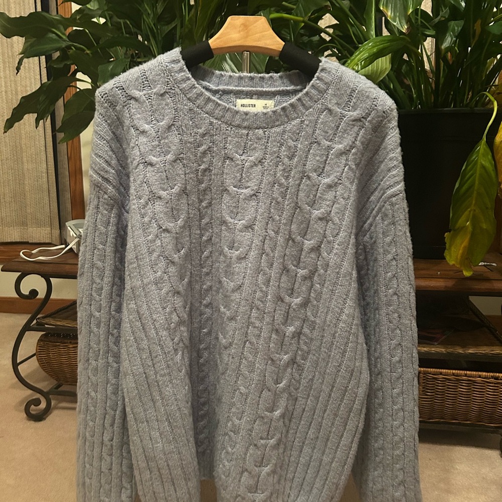 Men's Cable Knit Sweater - Light Gray